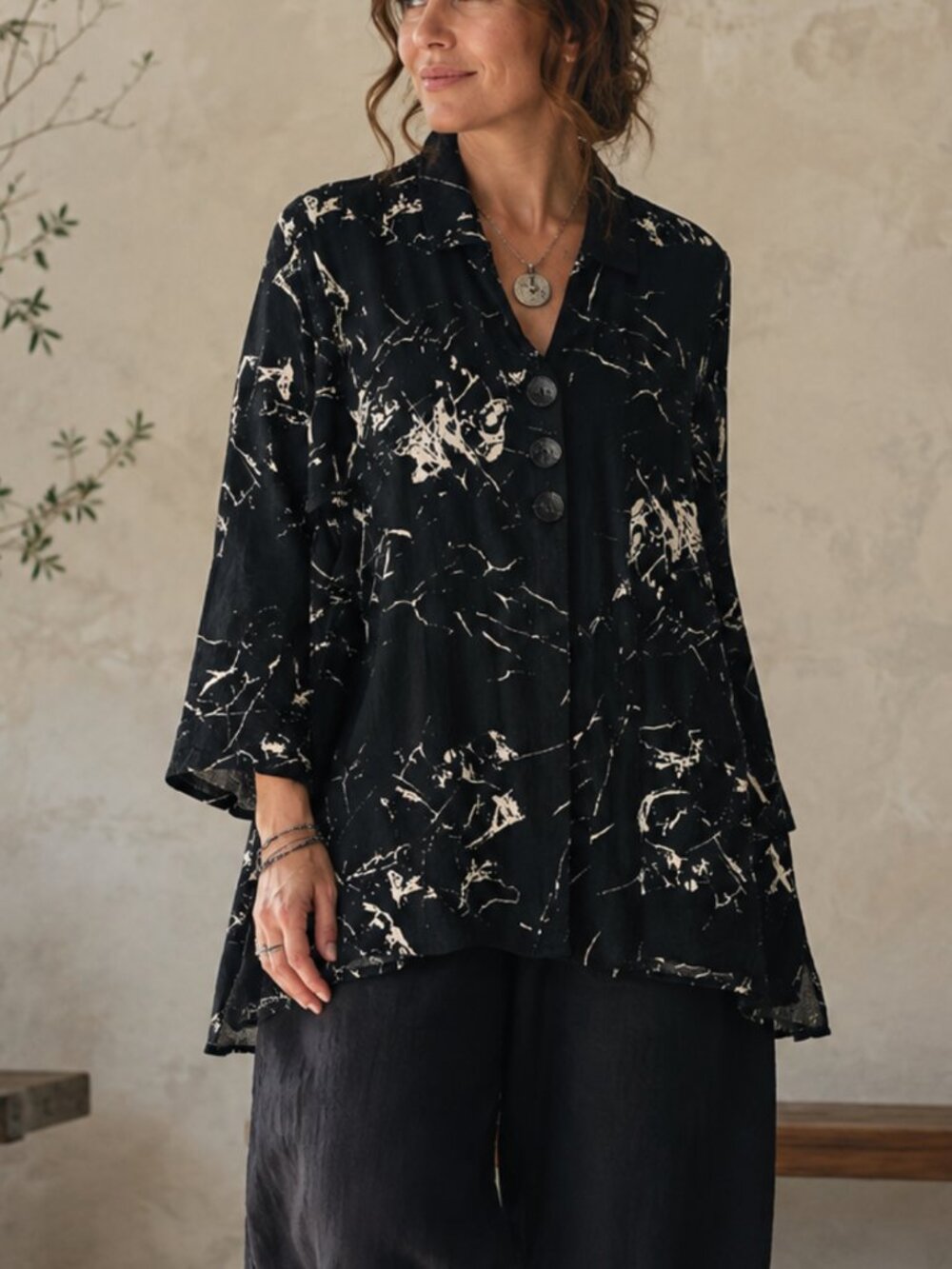 Habitat Black Abstract Tunic Blouse Jacket XL Artwear Lagenlook Minimalist NWOT